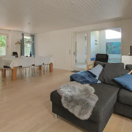 Stunning In Vggerlse With Sauna *